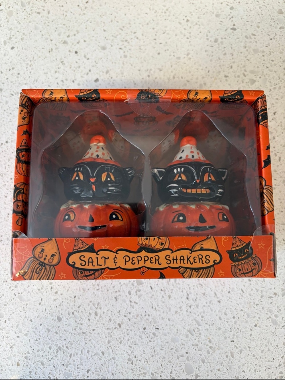 Johanna Parker Pumpkin Cat Salt and Pepper Shakers Halloween New in Box